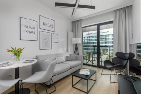 Modern Shellter Apartment Beachside Rogowo by Noclegi Renters, Rogowo